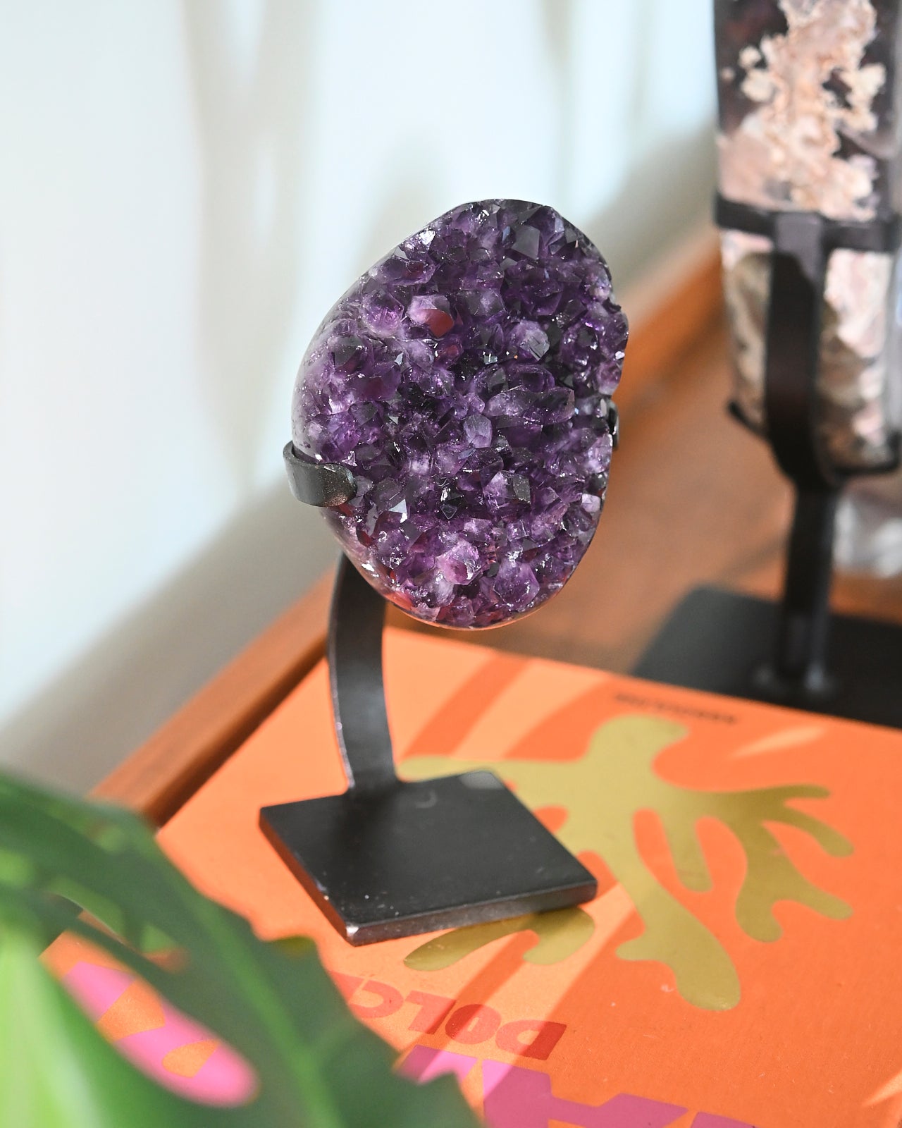 amethyst-stand-1.401--150--7x3x3-4639.jpg