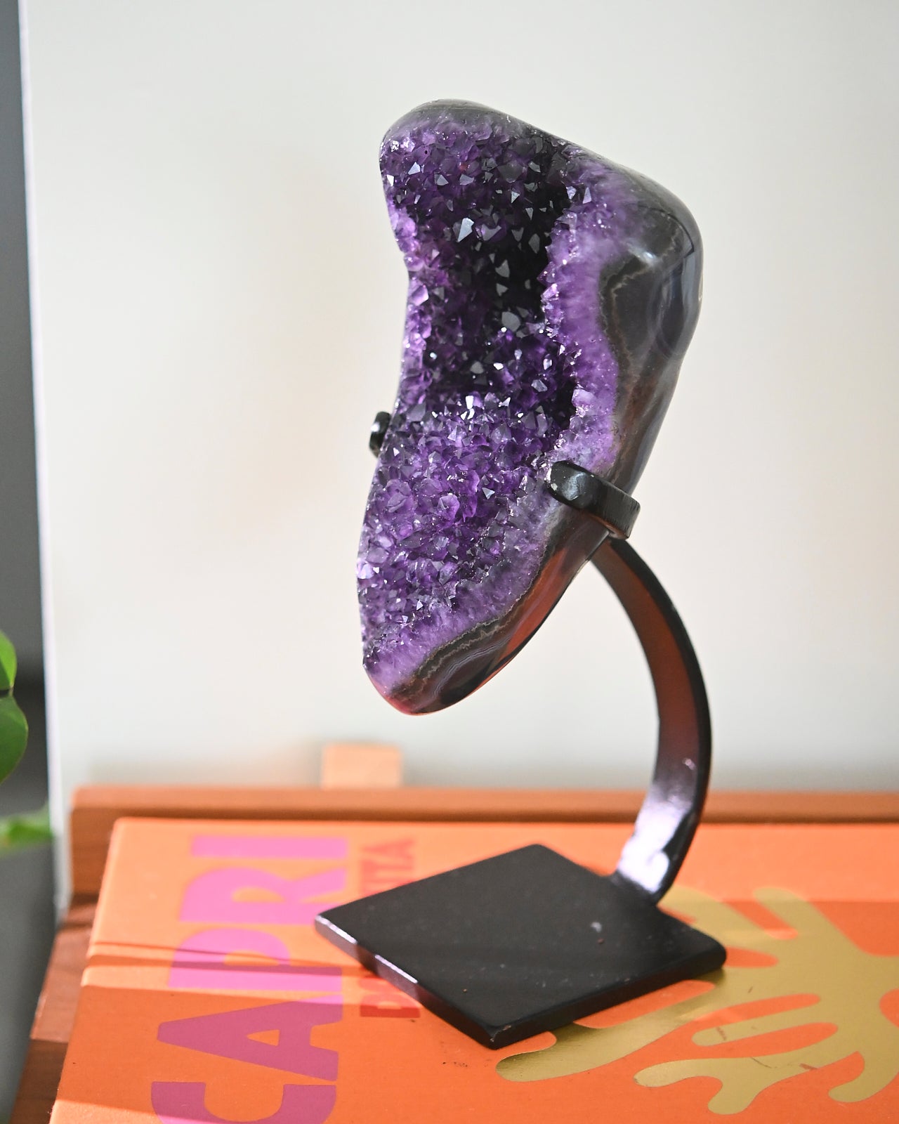 amethyst-stand-2.74--220--11x4x4--crackmay-4573.jpg
