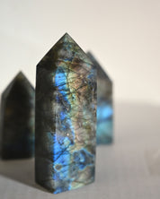labradorite gems