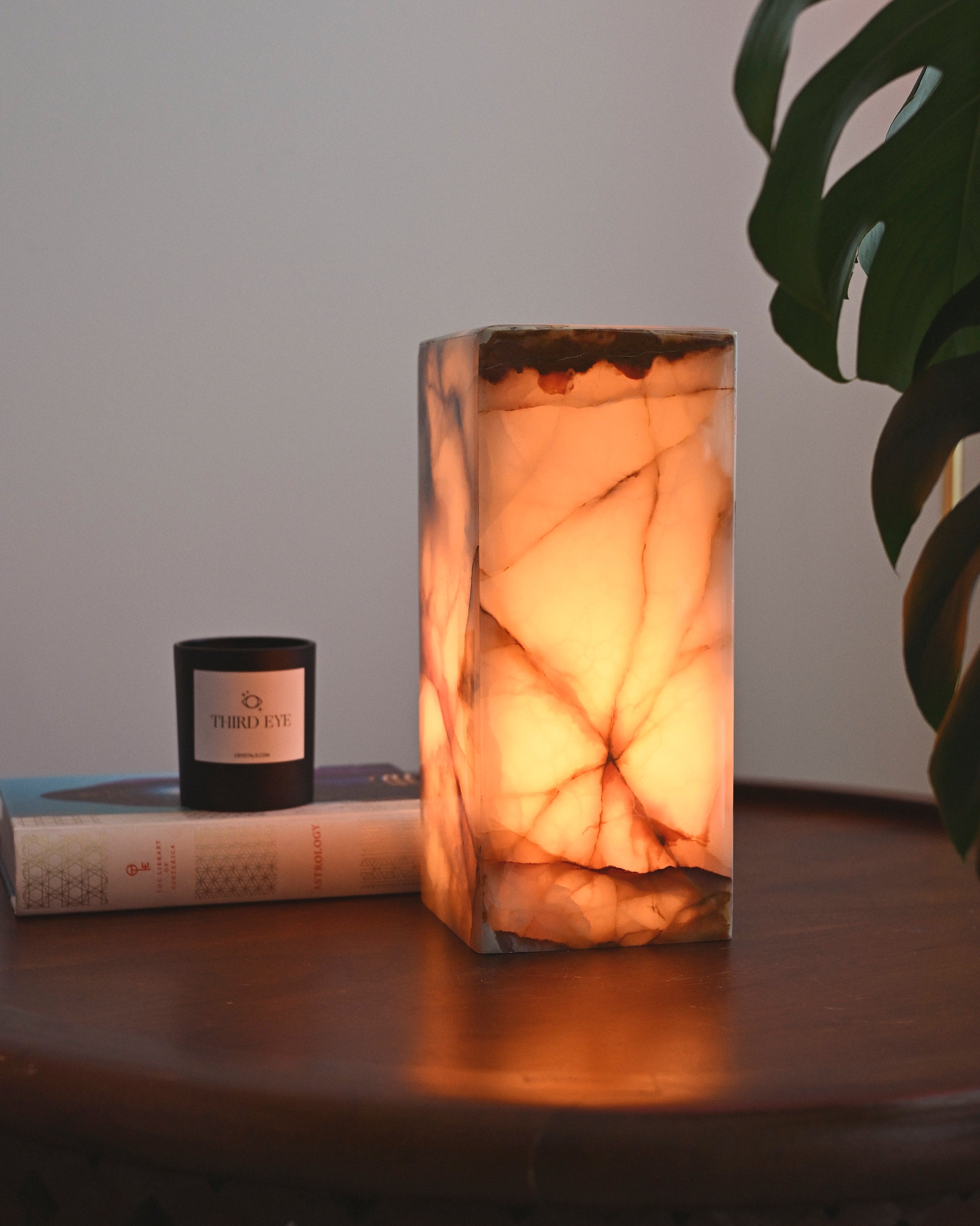 Onyx Crystal Lamp 12"