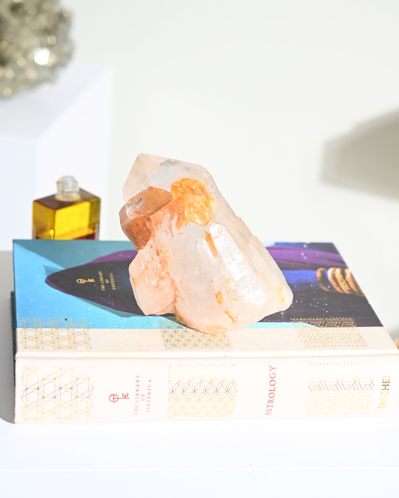 quartz-946--4x3x3--4135.jpg