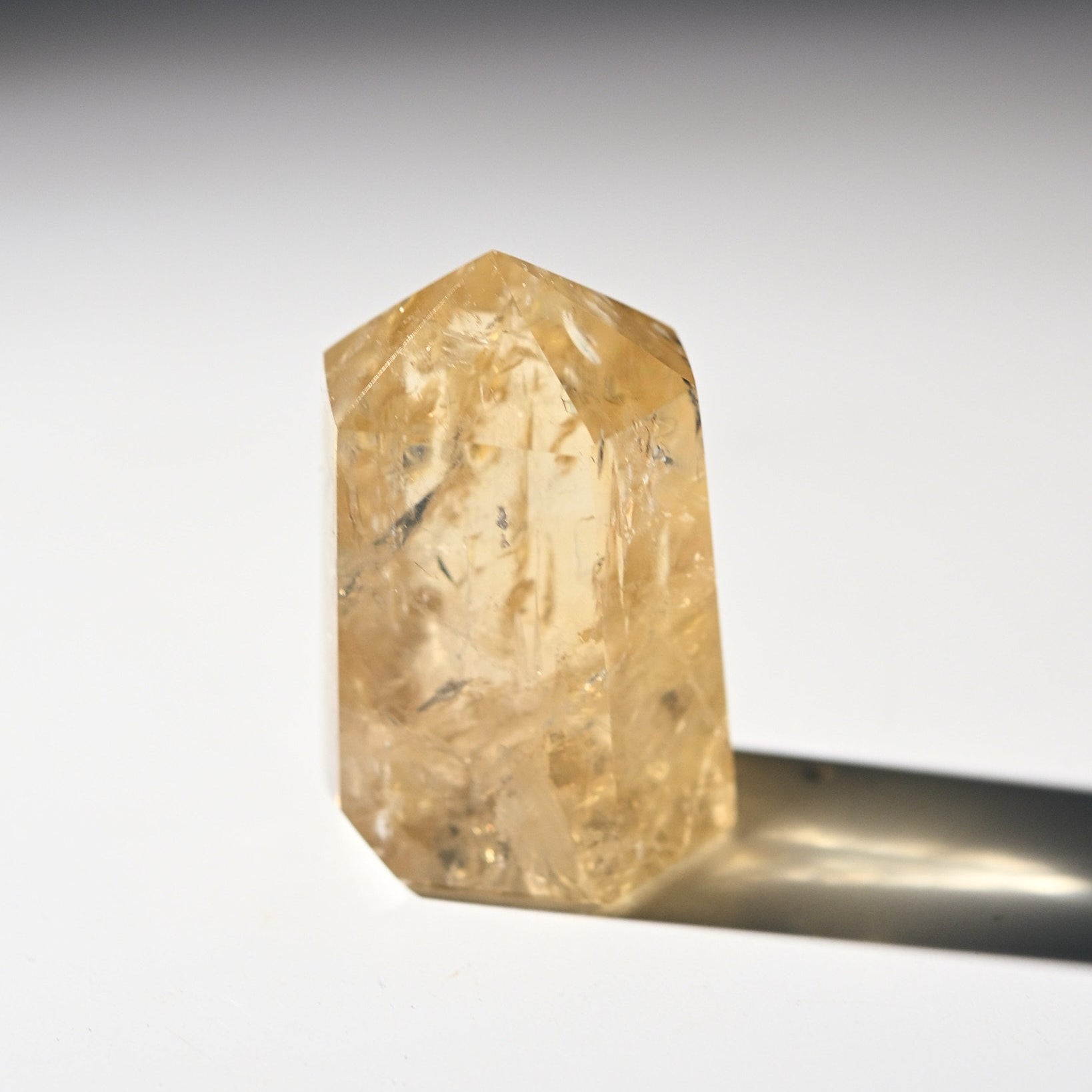 Natural Citrine vs. Heat-Treated Amethyst: