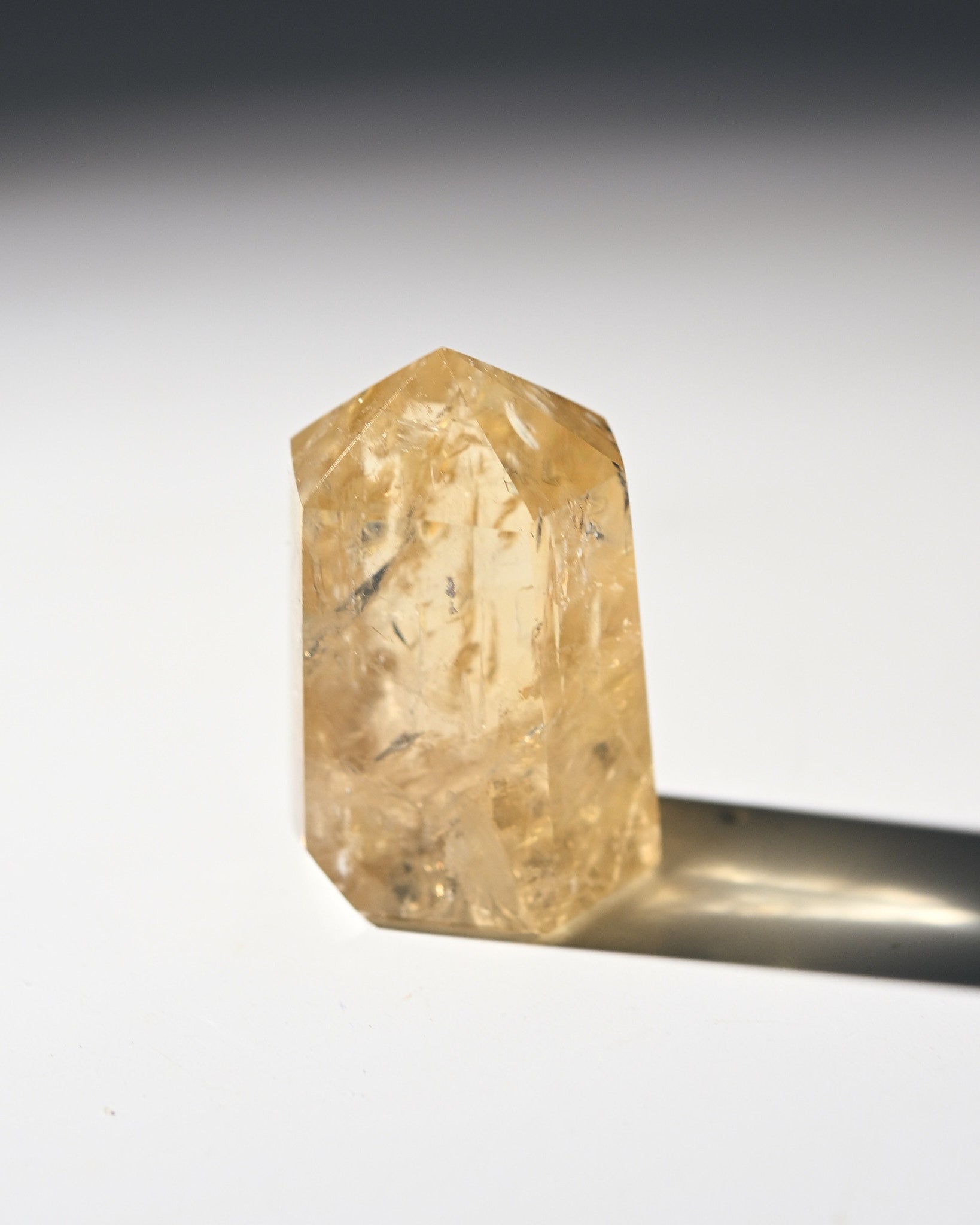 Natural Citrine vs. Heat-Treated Amethyst: