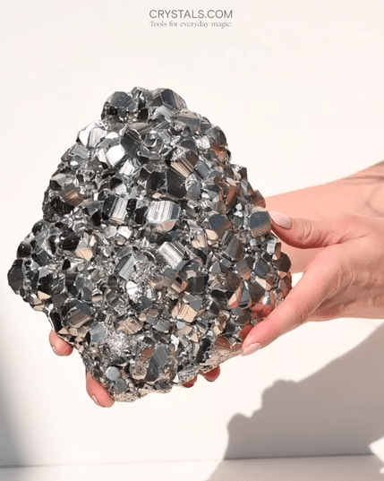 Crystals to help you manifest