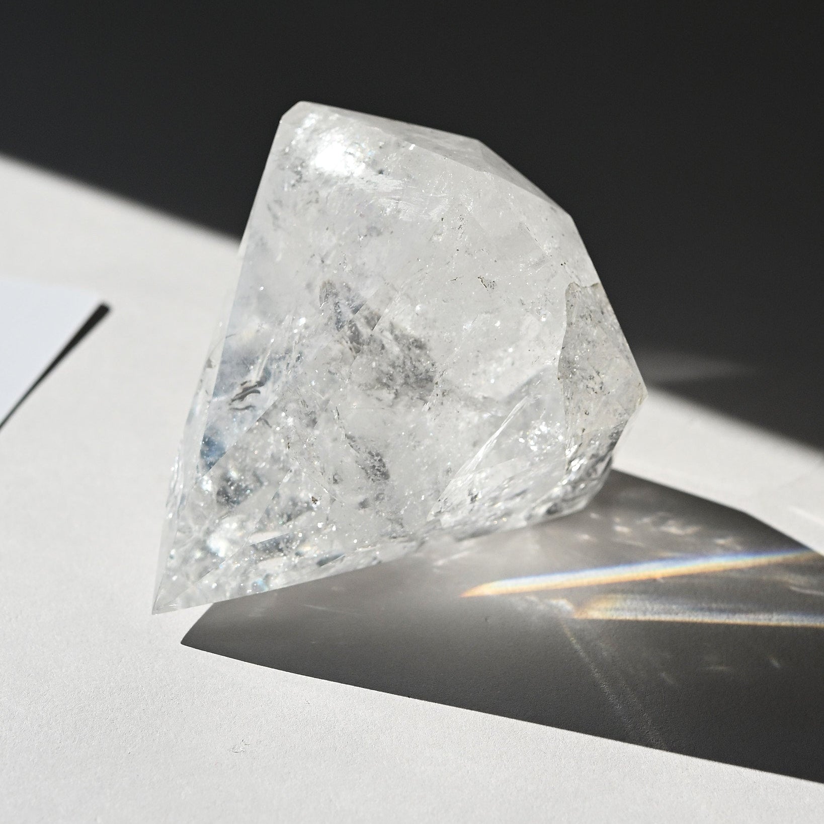 April Birthstone: Diamond, Clear Quartz Meaning, and Spiritual Clarity
