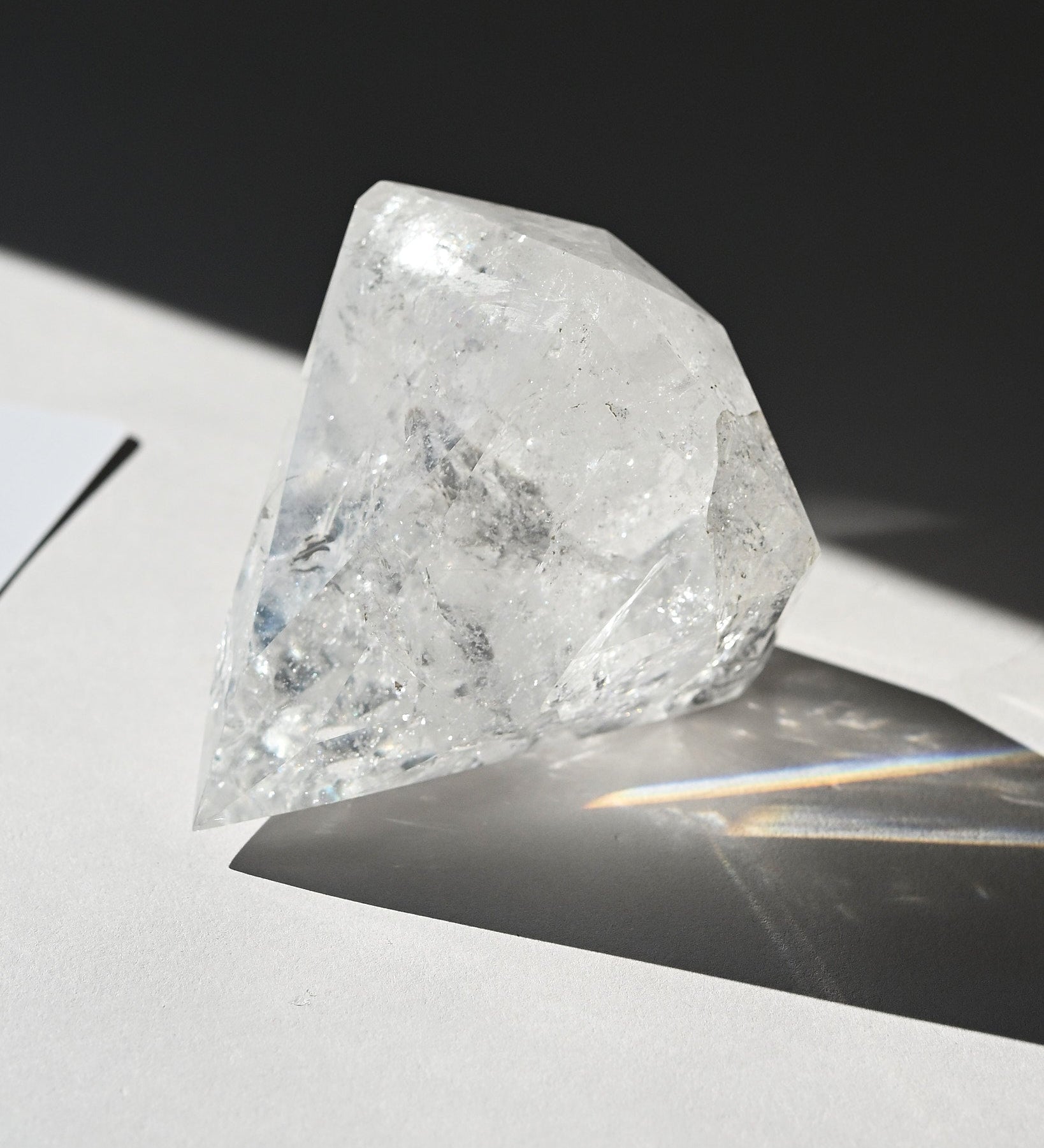 April Birthstone: Diamond, Clear Quartz Meaning, and Spiritual Clarity