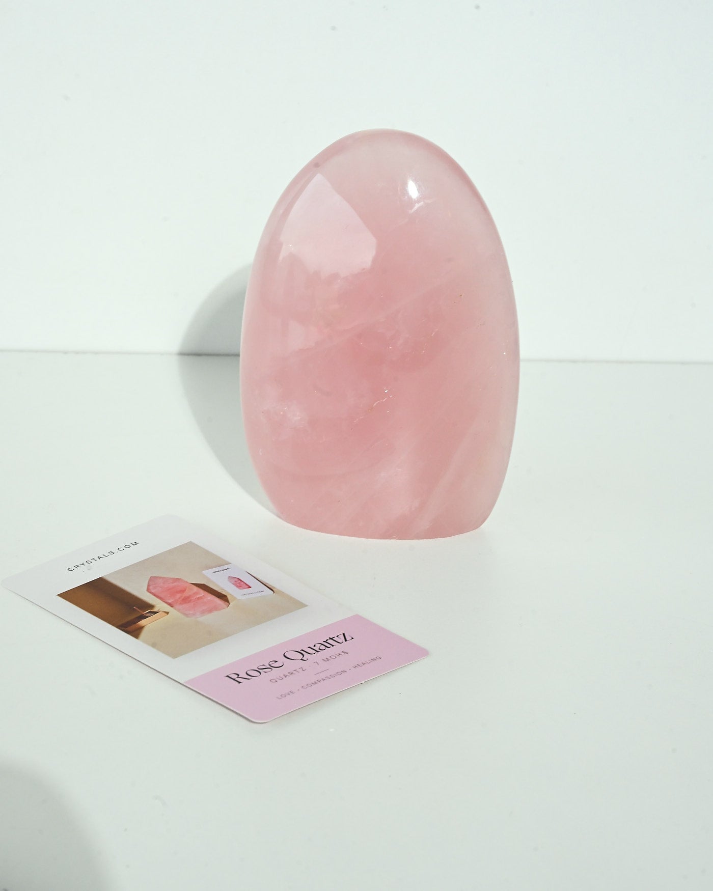 Rose Quartz Freeform 1.1kg detail view