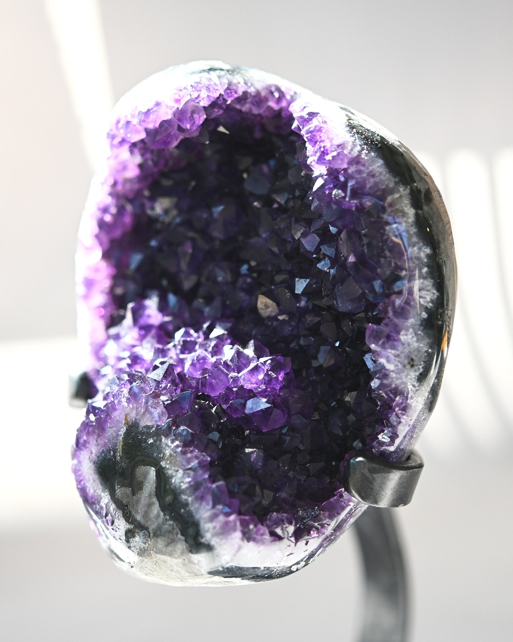 XL Amethyst Geode on Stand 4.4lbs