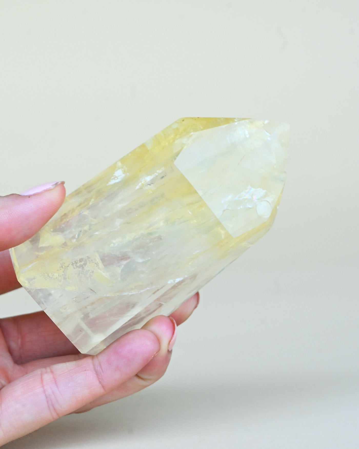 Golden Healer Quartz Point 237g