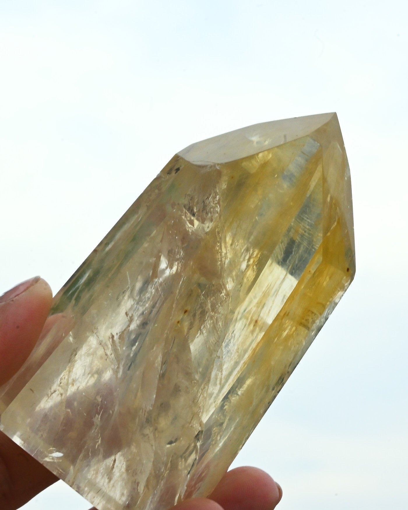 Golden Healer Quartz Point 237g