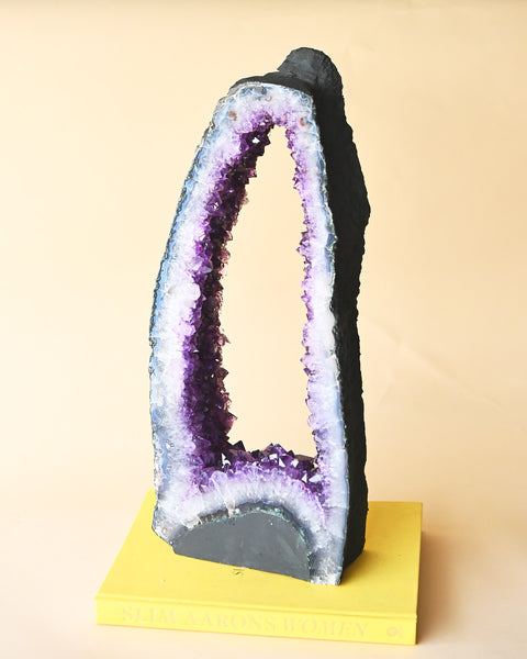 Statement Amethyst Cathedral 22.2lbs