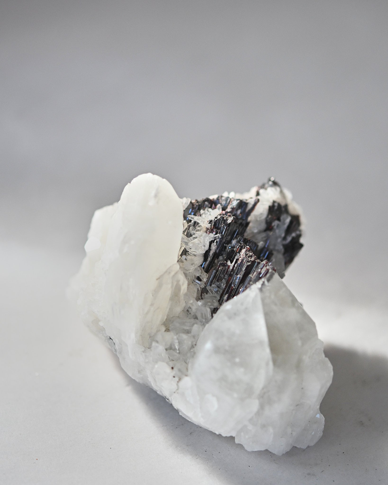 Hubnerite with Quartz 4 inch