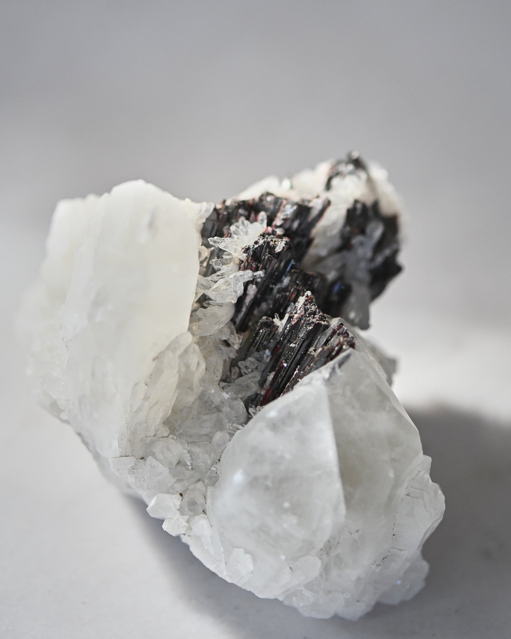 Hubnerite with Quartz 4 inch