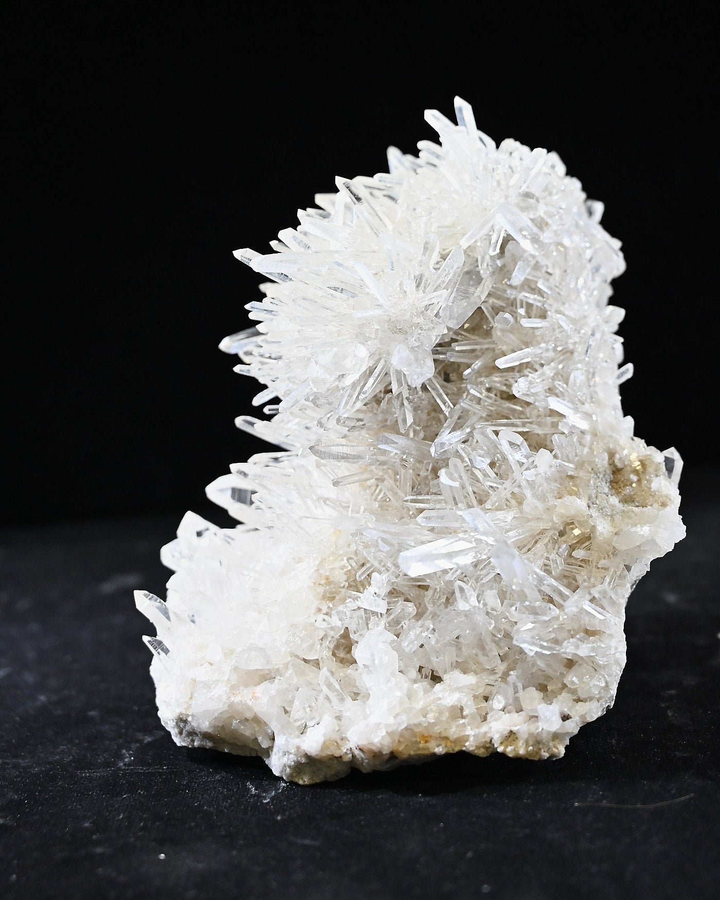 Arkansas Clear Quartz Cluster 3.7 lbs — 5x5x3 inches