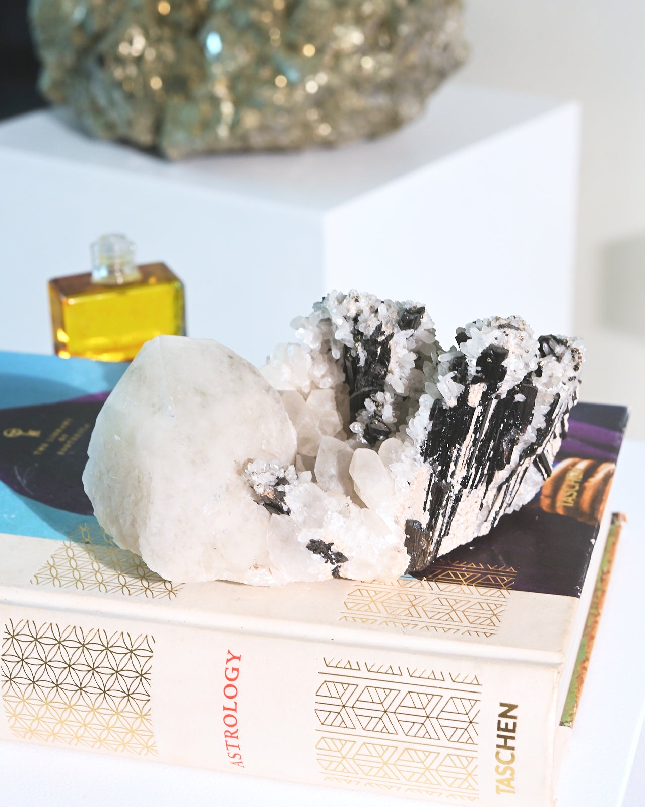 Hubnerite with Quartz 6 inch