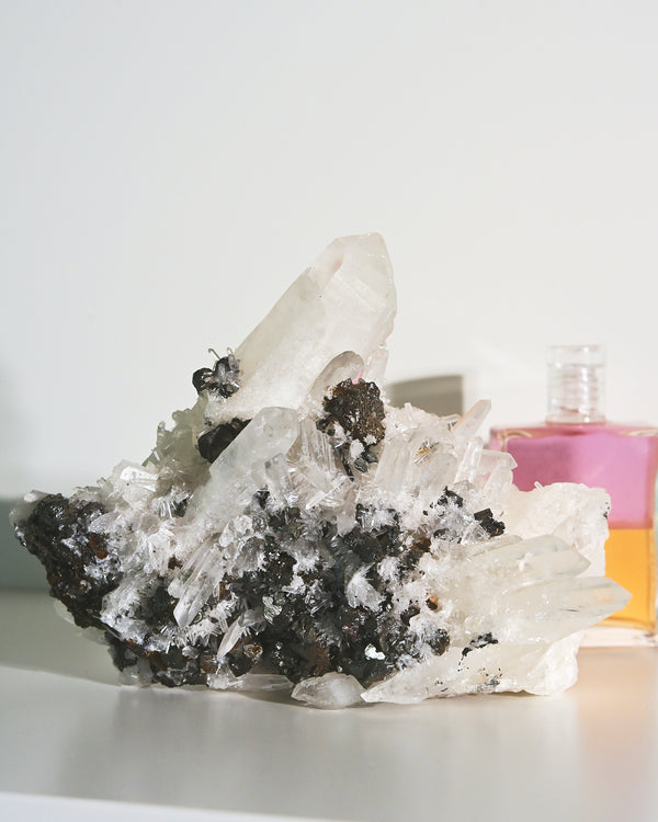 Hubnerite with Quartz 6 inch