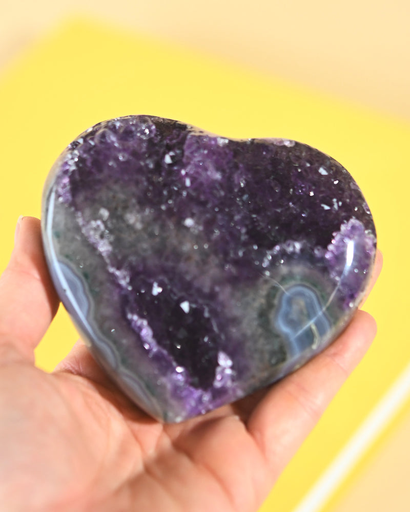 Amethyst Geode Heart 265g No. 402