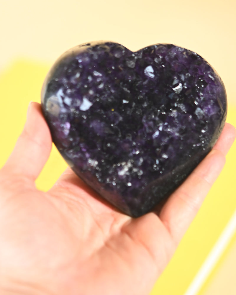 Amethyst Geode Heart 265g No. 479