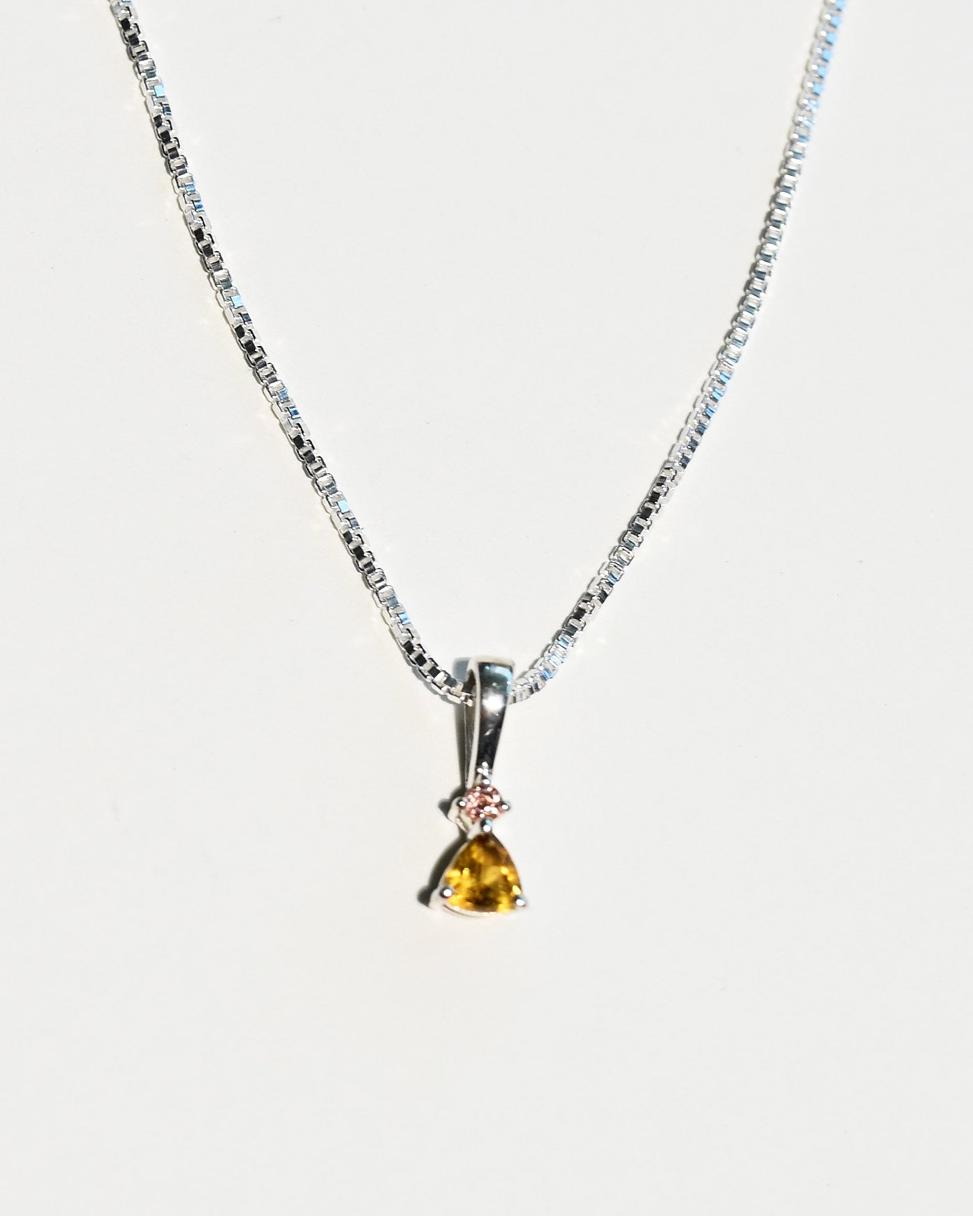 Petite yellow tourmaline necklace detail