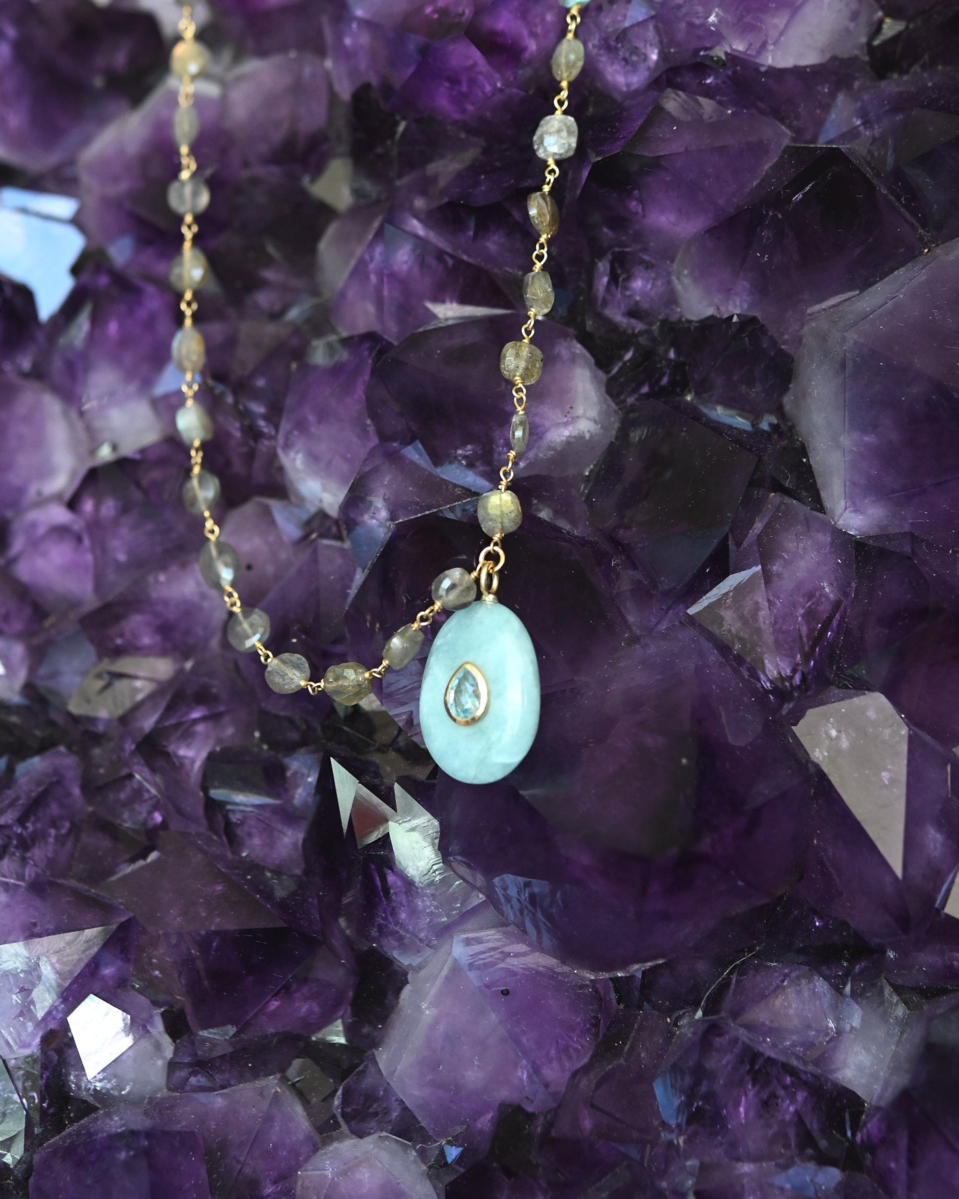 Bezel-SetQuartzNecklaceonPaperclipChain-3964.jpg