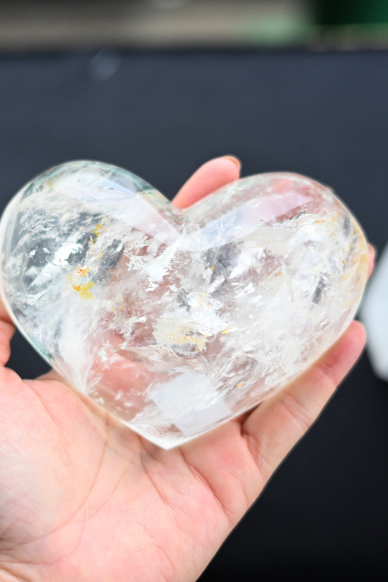 Clear Quartz Heart 1lb