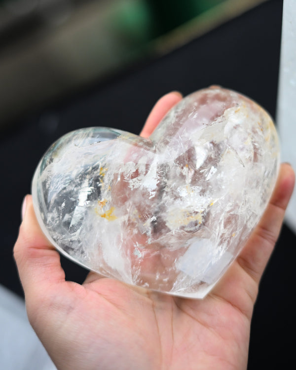 Clear Quartz Heart 1lb
