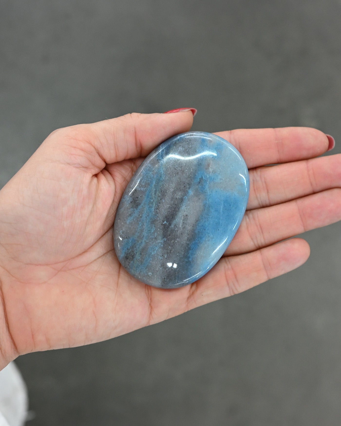 Trolleite Palm Stone