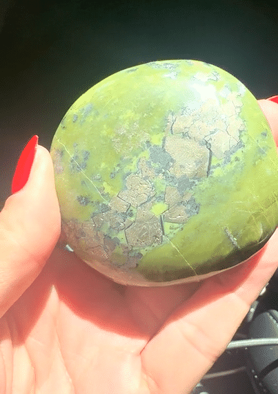 Serpentine w Pyrite