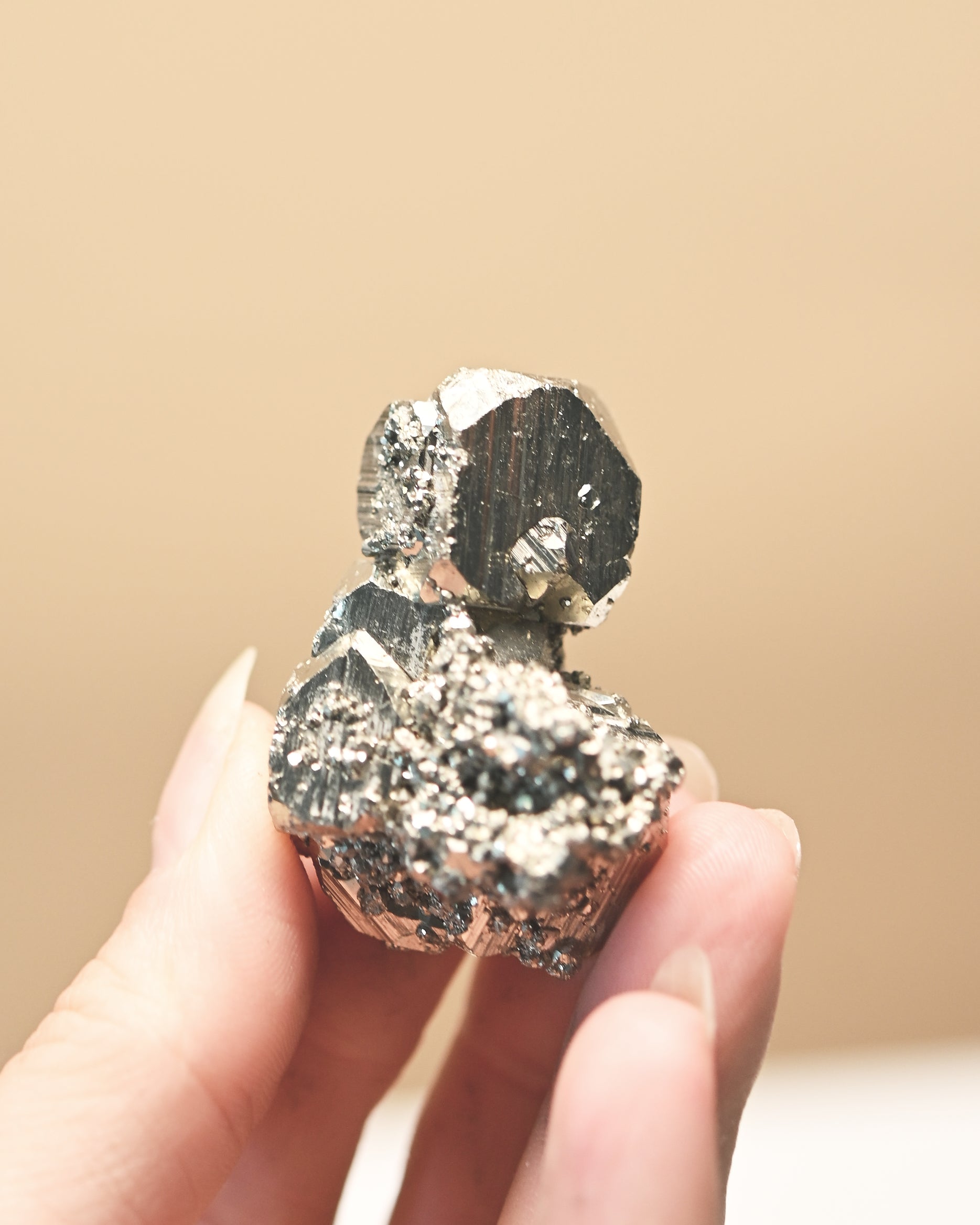 PYRITE--6.58--25--50------2x1--6931.jpg