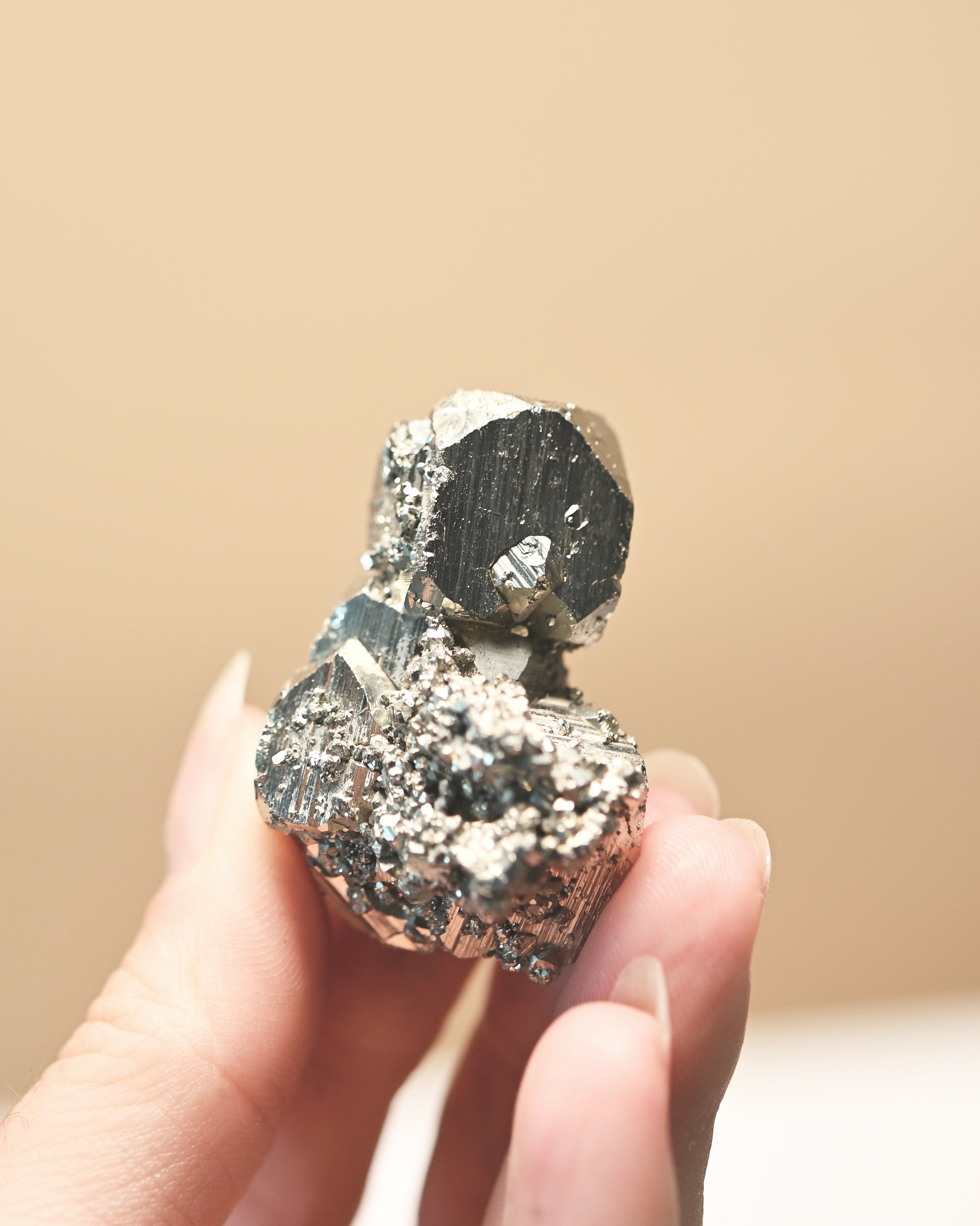 PYRITE--6.58--25--50------2x1--6932.jpg