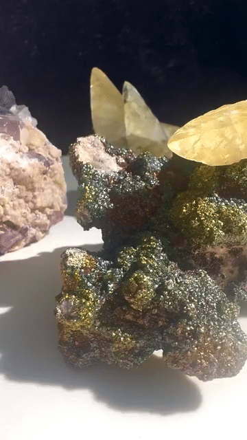 Fluorite with Pyrrhotite and Muscovite | Lindao Deposit | Inner Mongolia