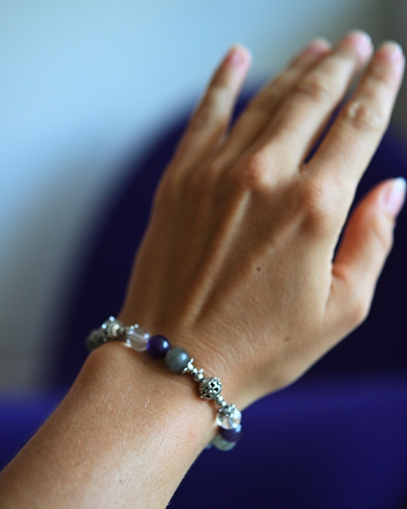 Transformation-clear-quartz_-amethyst-Labradorite_-8-mm-bracelet3225.jpg