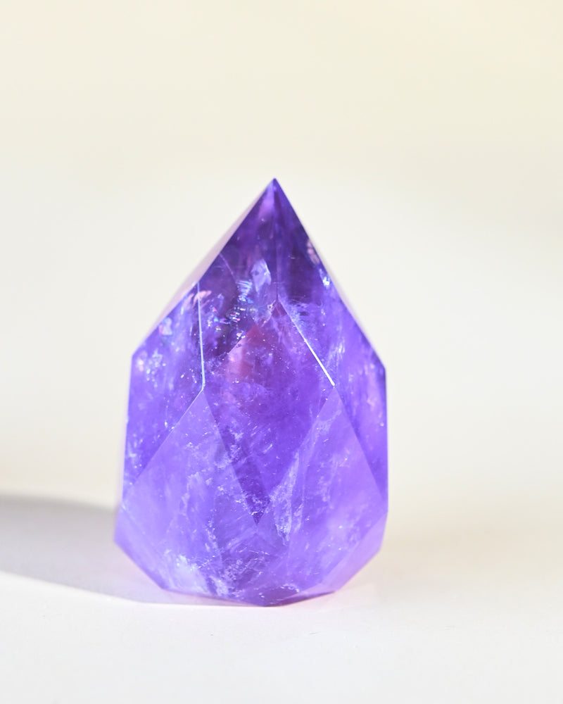 faceted amethyst point