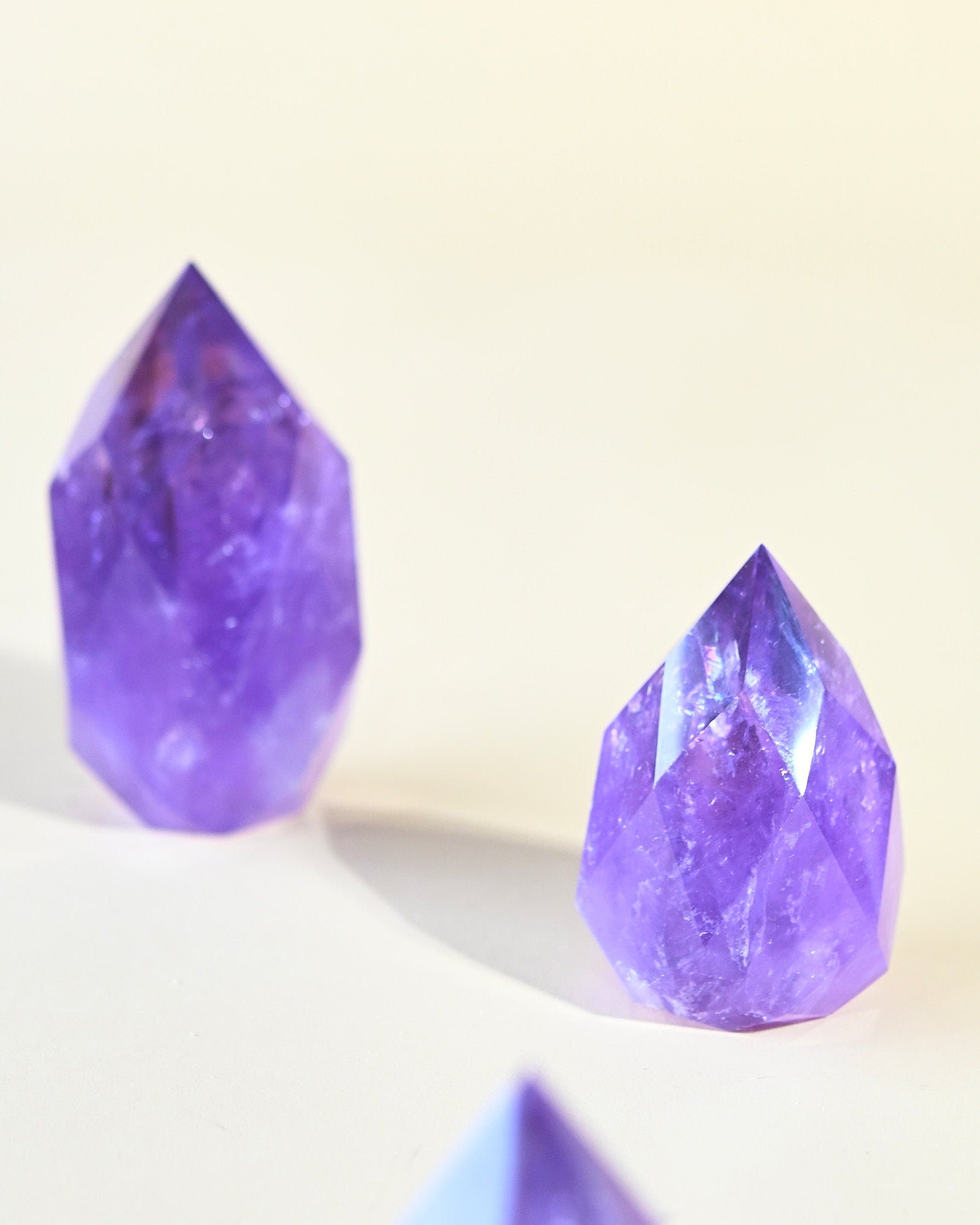 faceted amethyst point