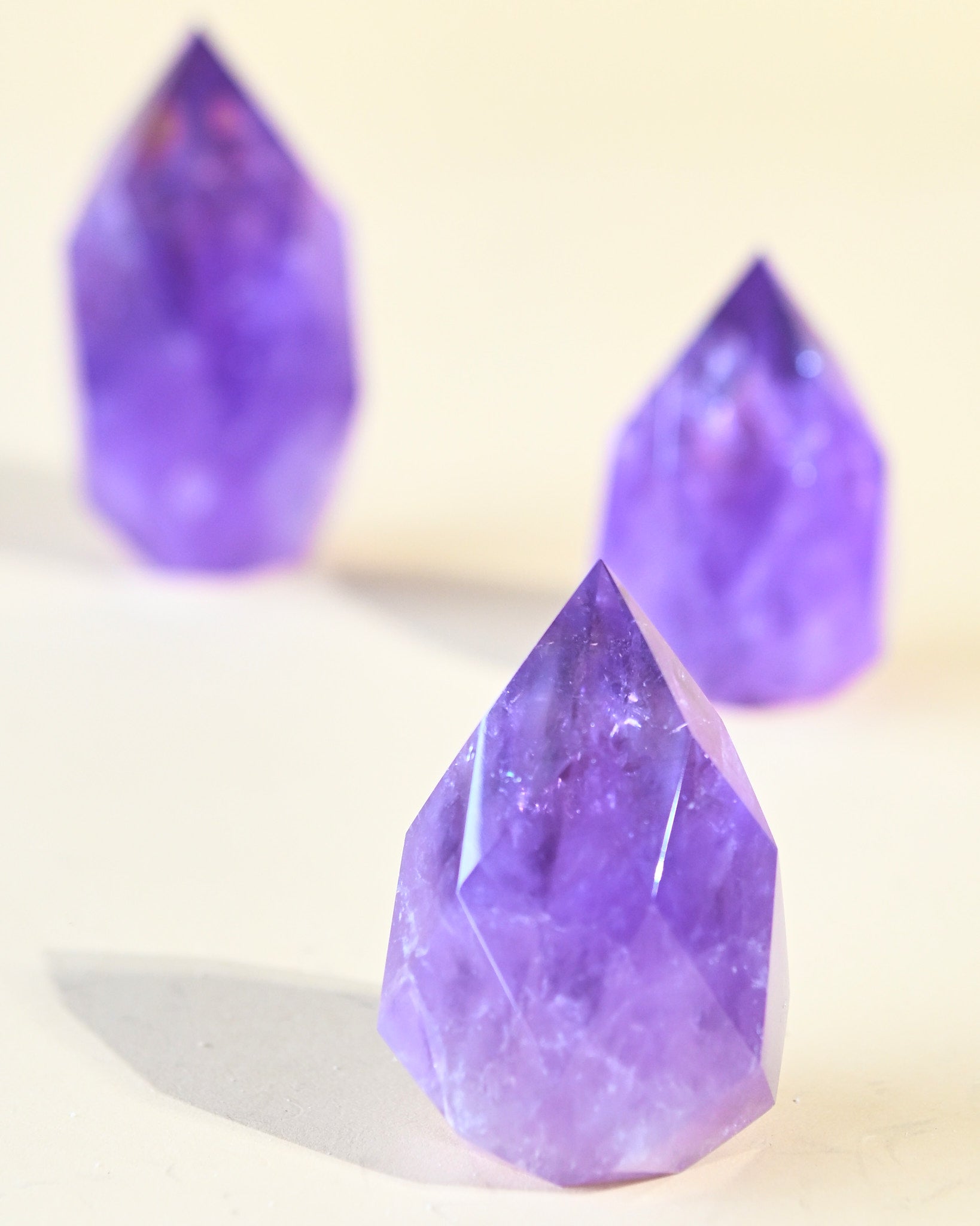 faceted amethyst point