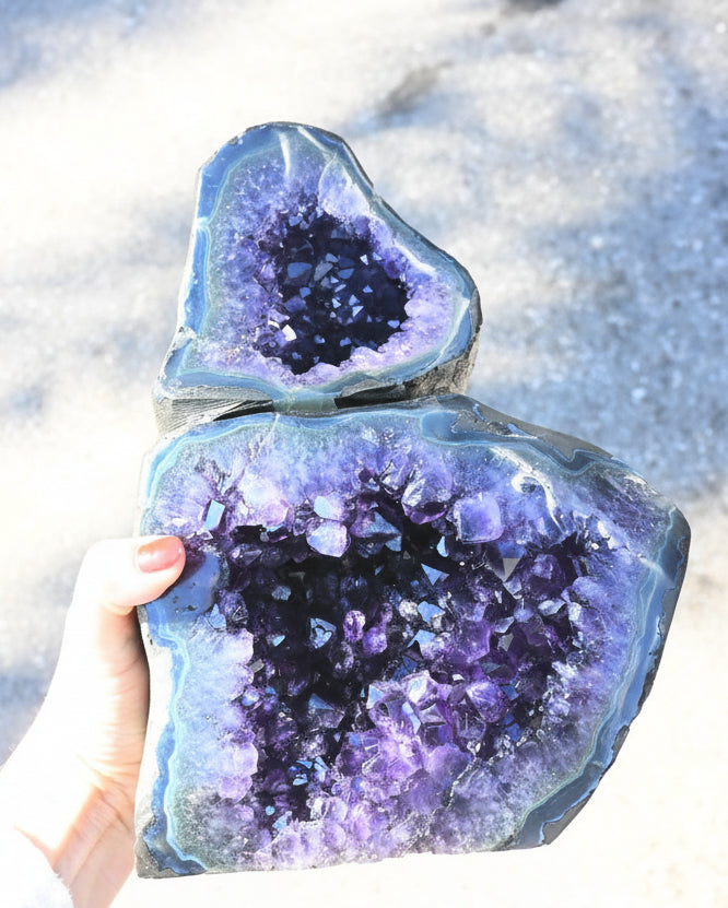 Amethyst Geode Form Uruguay (10.56 lb)