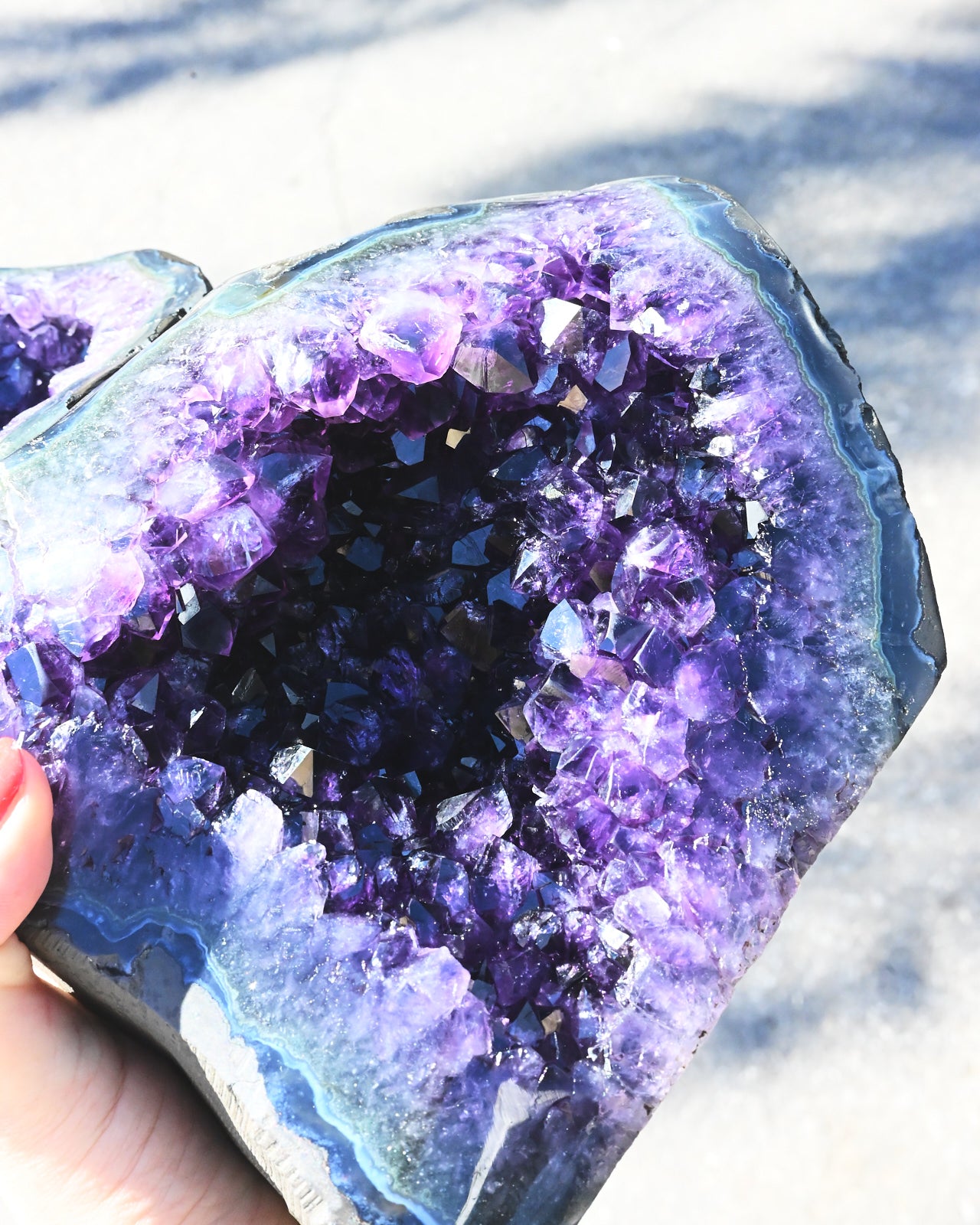 Amethyst Geode Form Uruguay (10.56 lb)