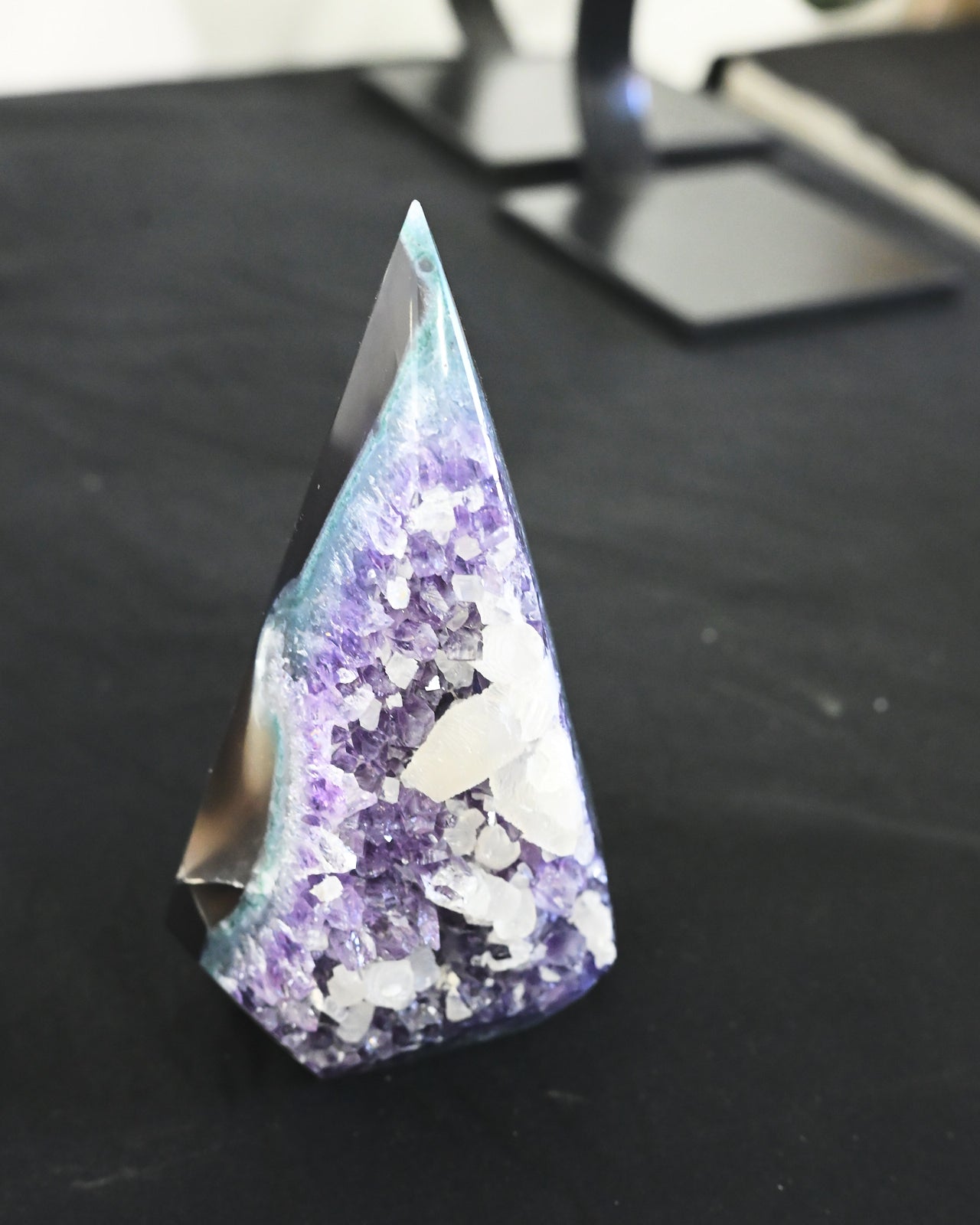 Amethyst Pyramid – Uruguay (1.08 lb)