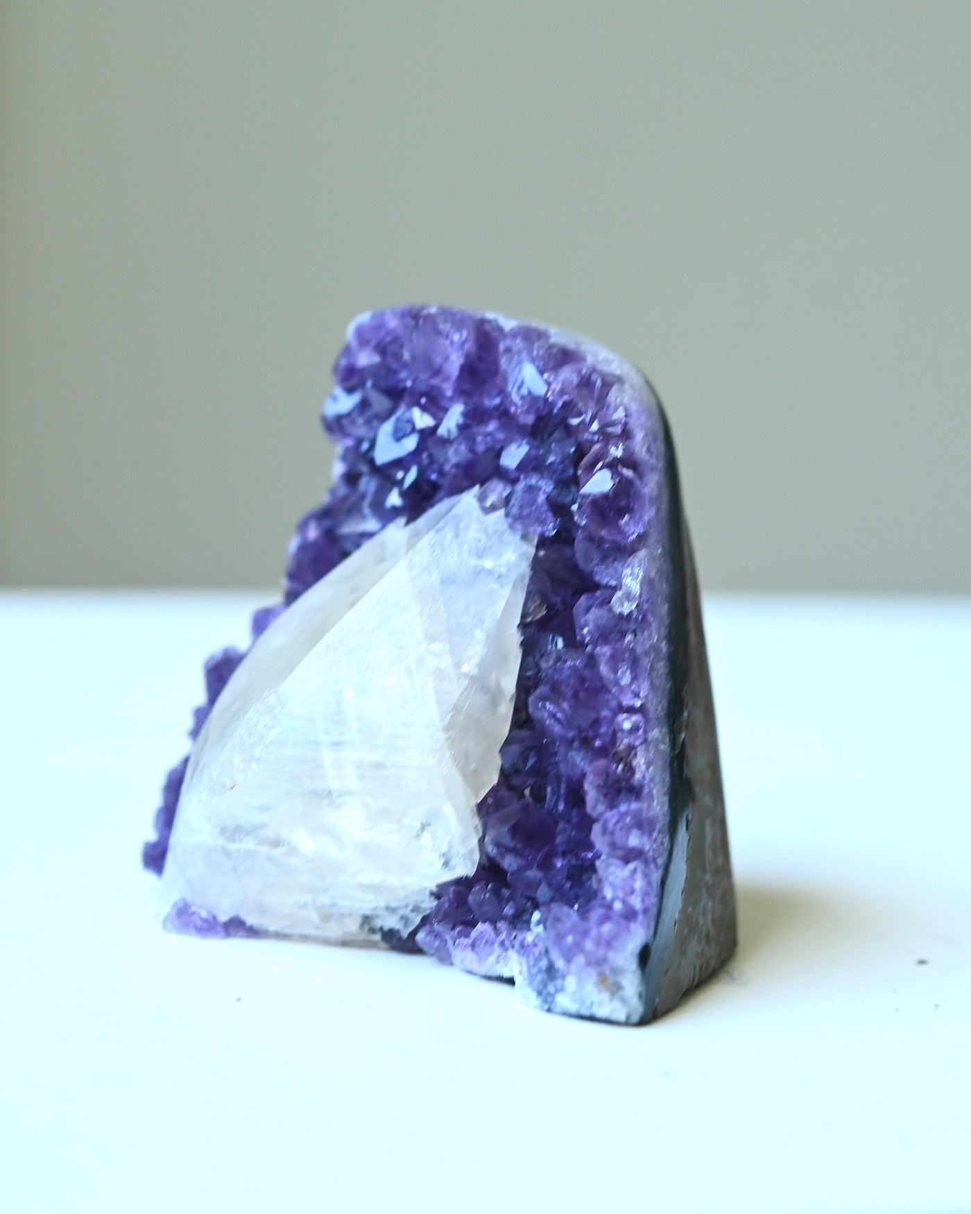 Amethyst Geode 280g