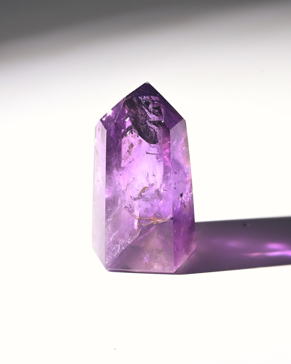 Amethyst crystal — Purple, lavender, violet specimen, Trigonal crystal system