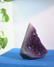 Amethyst Druzy Pyramid 5 inch