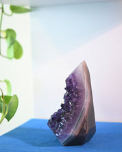 Amethyst Druzy Pyramid 5 inch