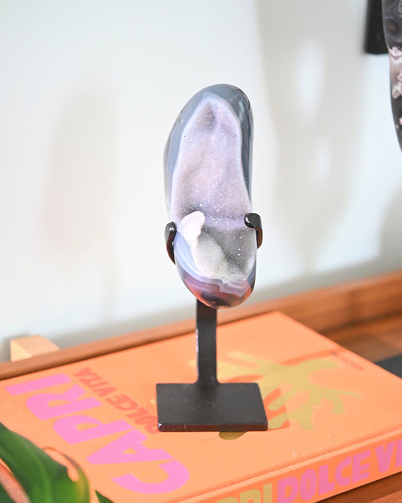 amethyst-stand--1.93--290--9x3x3-4544.jpg
