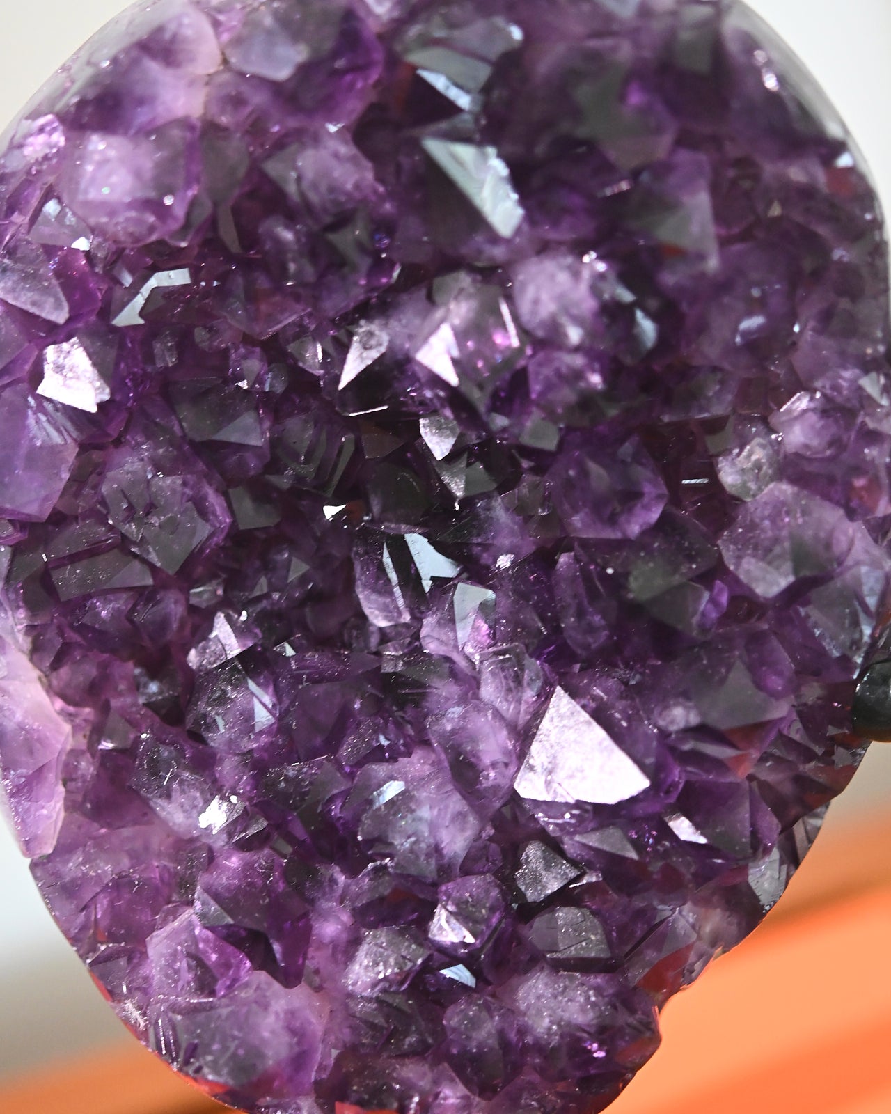 amethyst-stand-2.877--10x4x4-290c-4617_3607551a-77f8-4d54-bcea-64d8ab715e01.jpg