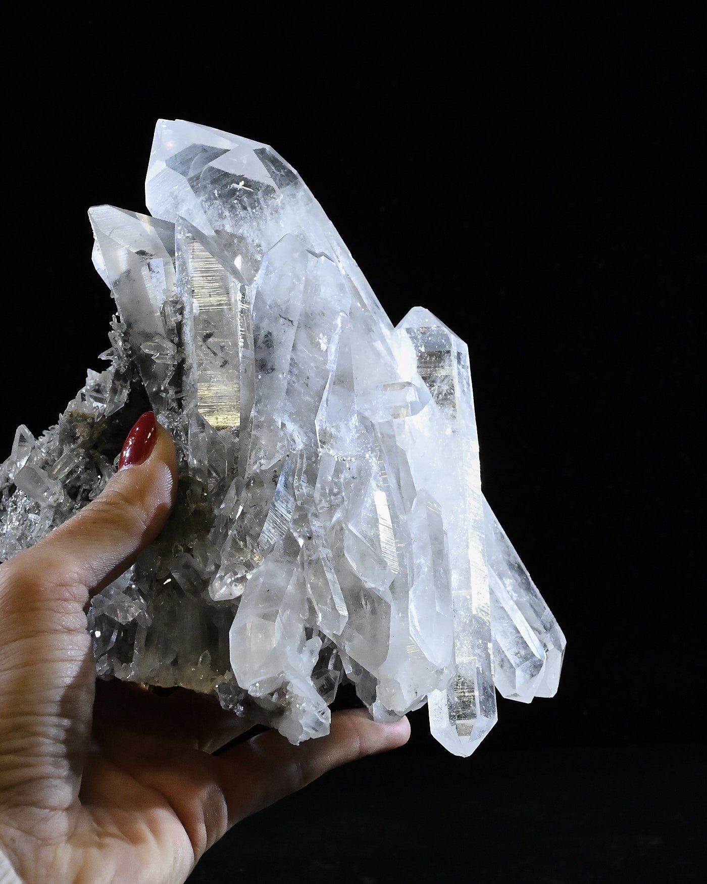 Arkansas Clear Quartz Cluster 3.9 lbs — 6x5x4 in