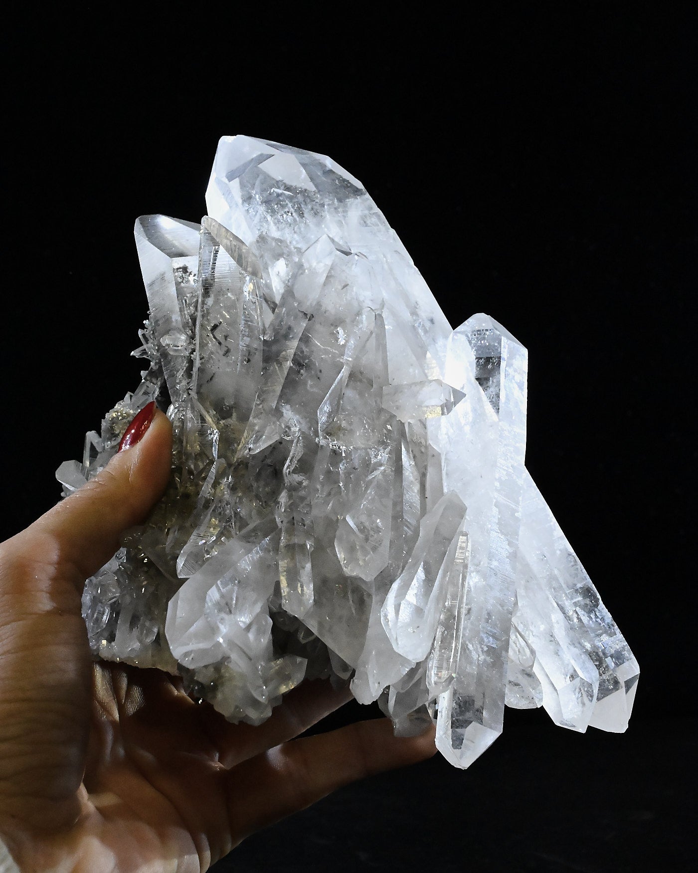 Arkansas Clear Quartz Cluster 3.9 lbs — 6x5x4 in