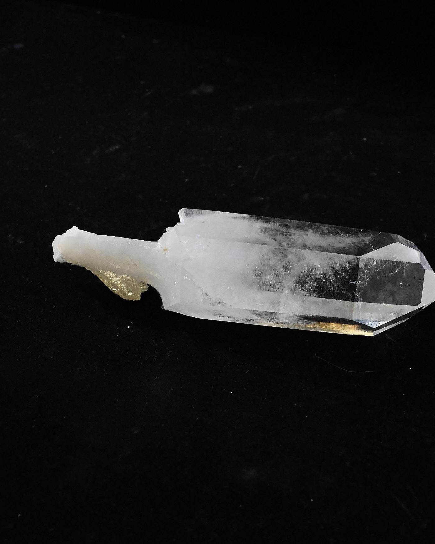 Arkansas Quartz Scepter 0.975 lb — 7x3 inches