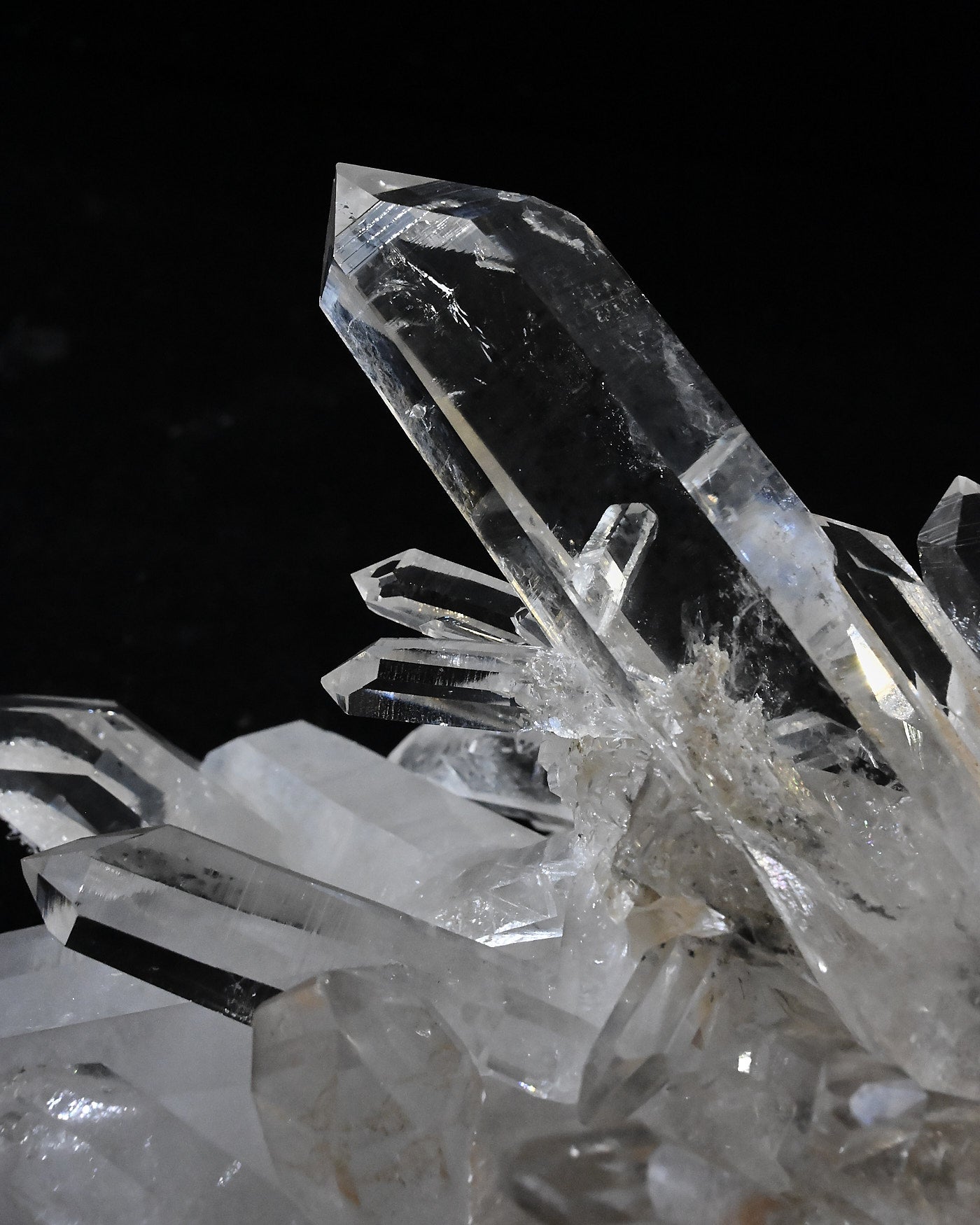 Arkansas WW2 Quartz Cluster 3.6 lbs — Fisher Mountain — 8x4x5 inches