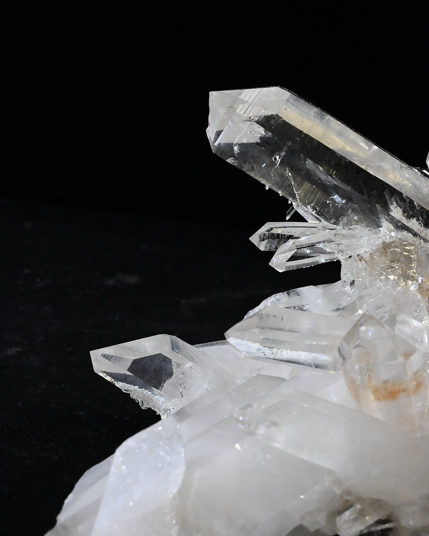 Arkansas WW2 Quartz Cluster 3.6 lbs — Fisher Mountain — 8x4x5 in