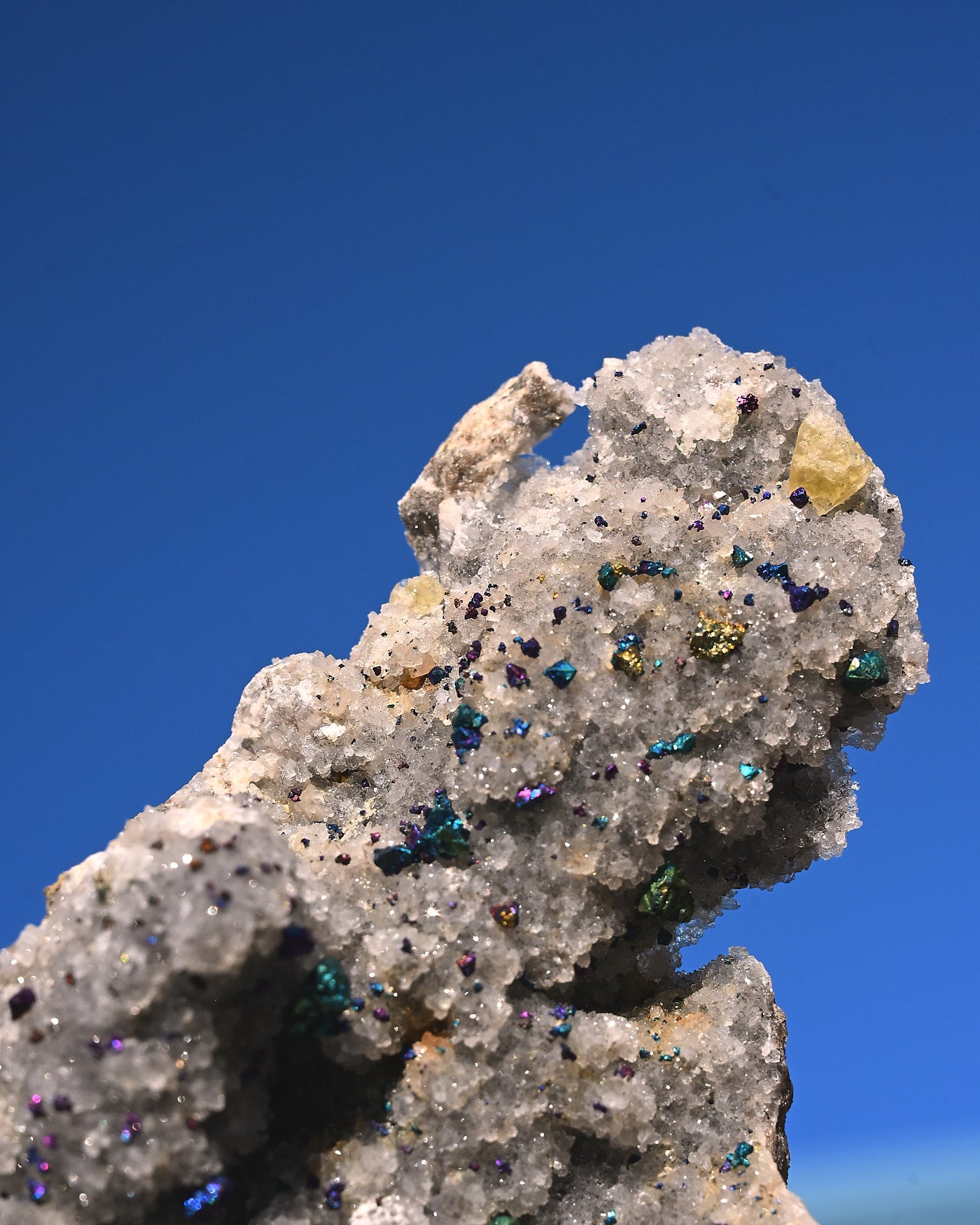 Chalcopyrite on Druzy Quartz Casteel Mine 1.03 lb